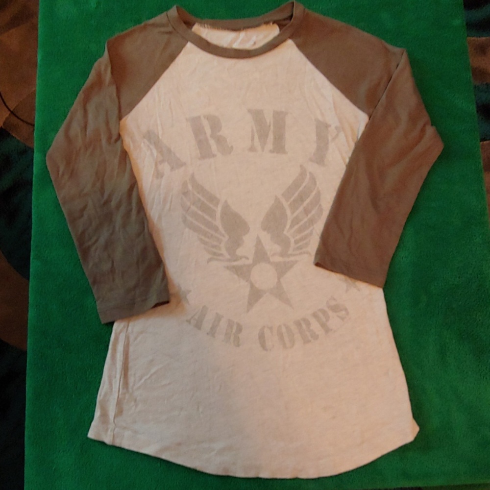 🌞5 for $20🌞 half-sleeve Army graphic t-shirt